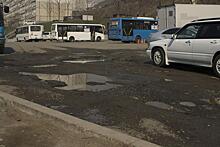 «За 20 лет стало только хуже»: улица Нейбута во Владивостоке – водительский кошмар