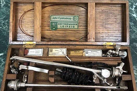 Внук земского врача передал музею уездной медицины в Елабуге ценные экспонаты