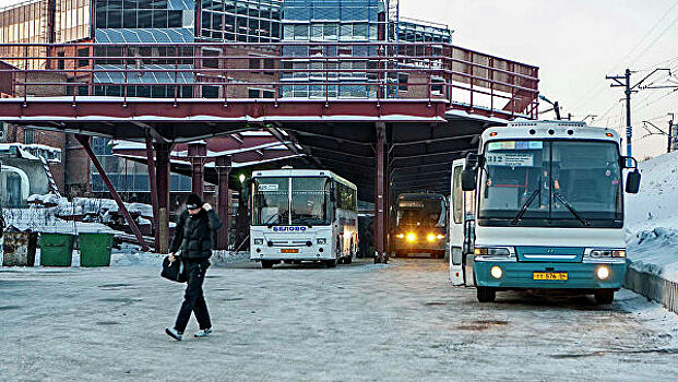 В Госдуме хотят изменить правила остановок международных автобусов