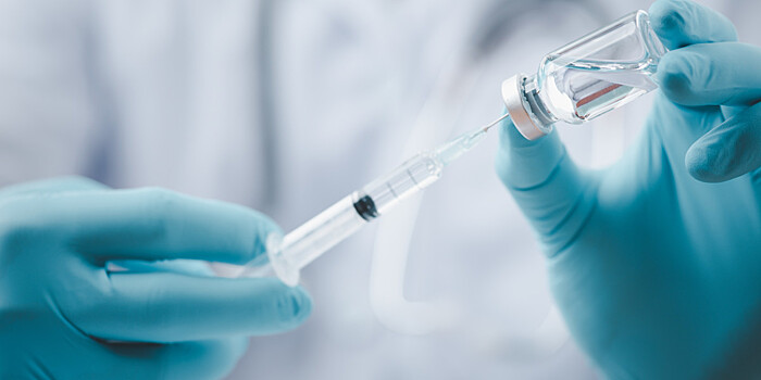 Антипрививочники. Могут ли их наказать по закону за агитацию против вакцинирования?