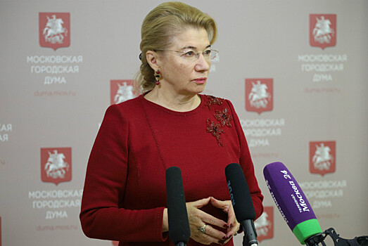 Дайджест дня: Москва удваивает парковочные штрафы, Tesla оплачивает задержки и другие события автоиндустрии