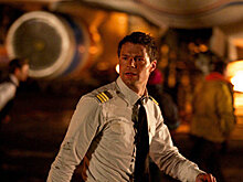 Фильм "Экипаж" вторую неделю возглавляет российский прокат