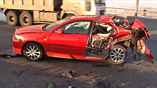 Лобовой удар от первого лица: Mazda в Омске устроила ДТП на «встречке»