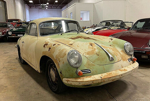 За 60-летний ржавый Porsche, 40 лет простоявший в сарае, заплатили больше трех миллионов рублей