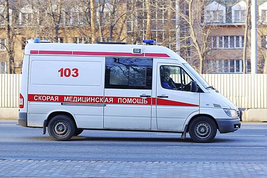 Водитель внедорожника избил беременную россиянку из-за дорожного конфликта