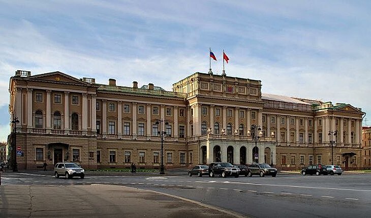 Смольный и ЗакС проигнорировали требования патриотов поддержать российскую СВО на Украине