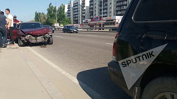 Пешехода сбили на перекресте Раимбека и Яссауи в Алматы