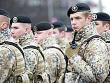 В Латвии начат сбор подписей за восстановление обязательной военной службы