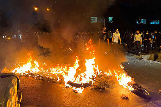 В иранском Абадане задержаны 22 участника массовых беспорядков