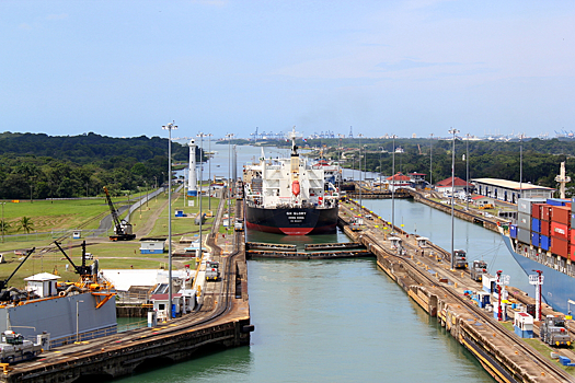 Модернизированный Панамский канал откроют в мае 2016 года