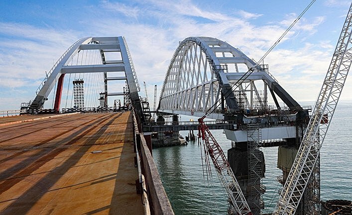 Взорвать нельзя использовать: украинцы решили, что делать с Крымским мостом
