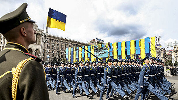 Украинский генерал пообещал парад в Киеве
