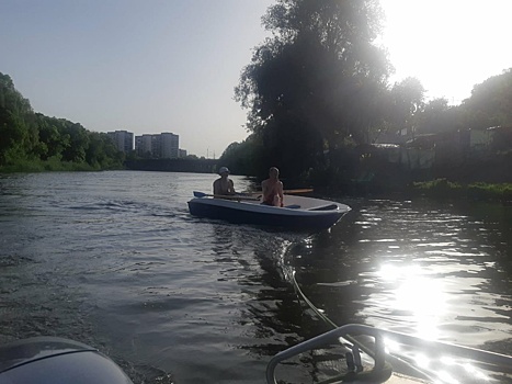 Пьяный курянин перевернулся на лодке и чуть не утонул
