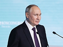 Путин восхитился просьбой бойца во время награждения