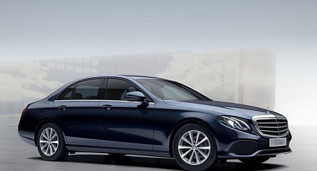 Mercedes-Benz показал на тизере новый E-Class 2024 года