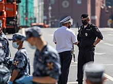 Инцидент с солдатом во время парада попал на видео