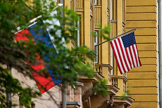 Генконсульство США в Екатеринбурге приостановило выдачу виз