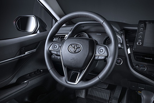 Иски владельцев Toyota RAV4 и Camry сняли вопросы о надежности "автоматов"