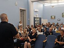 Правоохранители провели родительское собрание в полицейском классе