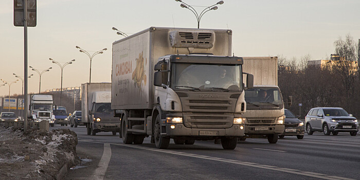На МКАД произошло ДТП с участием двух грузовиков