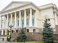 Тюменский драмтеатр остался без ведущего актера с Урала