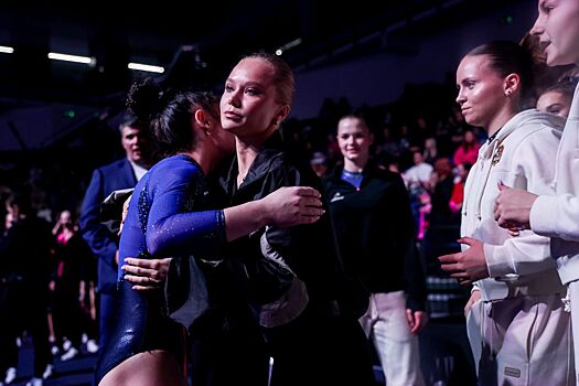 Команды Мельниковой и Ростова выиграли финал гимнастической Премьер-лиги