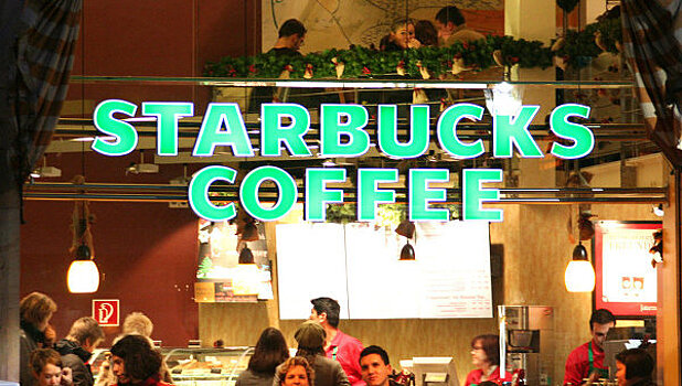 «Стаканчик единства» Starbucks вызвал полемику в интернете