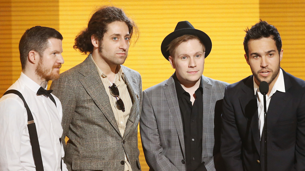 Участники группы Fall Out Boy на American Music Awards, 24 ноября 2013 года
