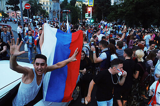 «Москва просто нереальная»: как празднуют победу России