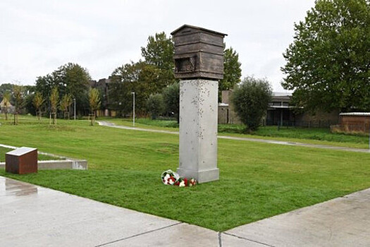 Министр культуры Латвии призвал бельгийцев уважительно относится к памятнику эсэсовцам