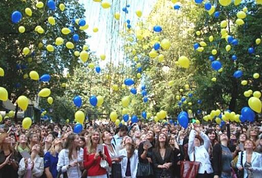 Школьные выпускные в Омске могут пройти в непривычном формате