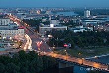На дорогах Омска хотят расставить умные светофоры