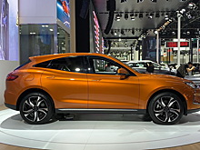 Китайский 694-сильный кроссовер оказался в четыре раза дешевле Porsche Cayenne S