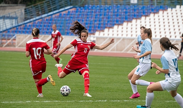 В Волгограде женская сборная России по футболу переиграла словенок