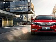 Новый Roewe RX5 eMAX 2022 выходит на рынок: характеристики, оснащение и цены