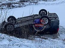 На Ямале мужчина спас трех человек из тонувшей машины