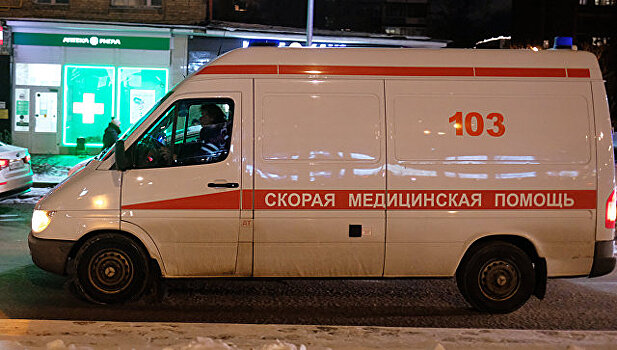 В Уфе при столкновении микроавтобуса с поездом пострадали два человека