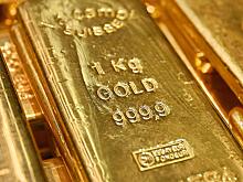 Названы причины обвала цены на золото