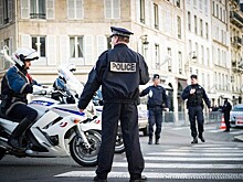 Полиция дежурит в центре Парижа после дерзкого ограбления