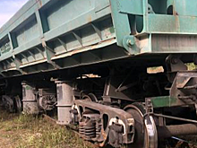 Во Владимирской области съехали с рельсов несколько вагонов со щебнем