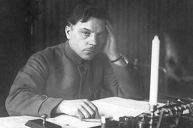 Климент Ворошилов: почему Сталин не расстрелял маршала