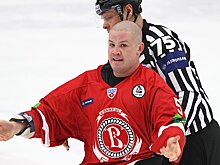 Мирасти о драке на свадьбе в Магнитогорске: «Мы вырубили 5-6 парней. Полиция на меня надела наручники. Прибежал Панарин: «Тафгай, деньги». Я отдал 400-500 долларов – отпустили»