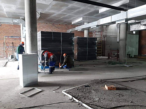Строительство ледовой арены в НСО идет полным ходом и в выходные дни