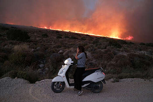 Tyrkie Today: в Турции из-за жары до 50,5℃ бушуют сильные лесные пожары