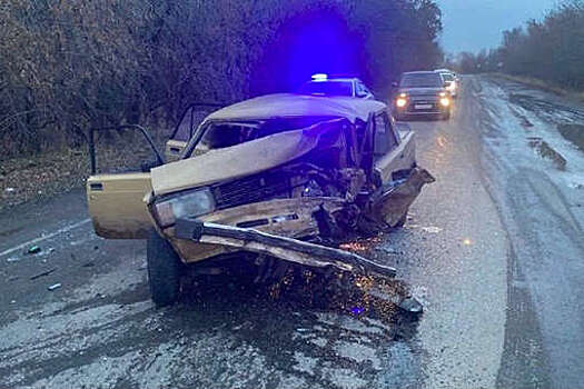 Школьница на "Жигулях" устроила ДТП с тремя пострадавшими в Кемерове