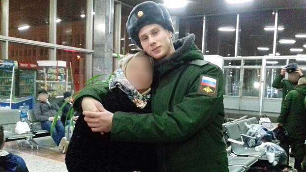 Родители мною гордятся: семья Дениса Рогова одобрила решение бойца подписать контракт