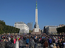 В Риге прошел митинг против принудительной вакцинации. Видео