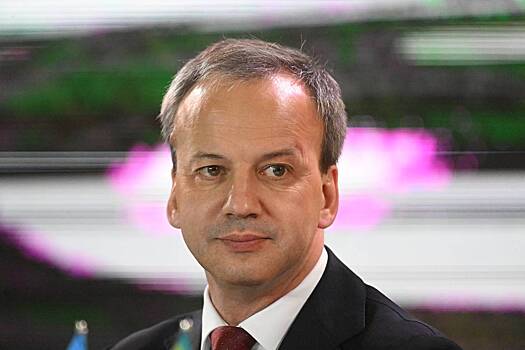 Дворкович ответил на призыв Карлсена оставить пост президента ФИДЕ