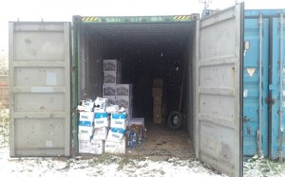 В Твери полицейские обнаружили склад с фальсифицированным алкоголем
