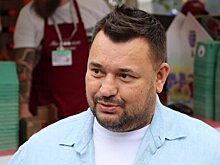 Компания певца Жукова планирует выпускать напитки под брендом "Руки вверх"
